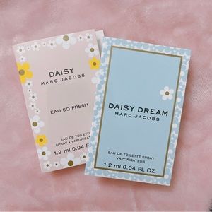 MARC JACOBS 2 vials💕